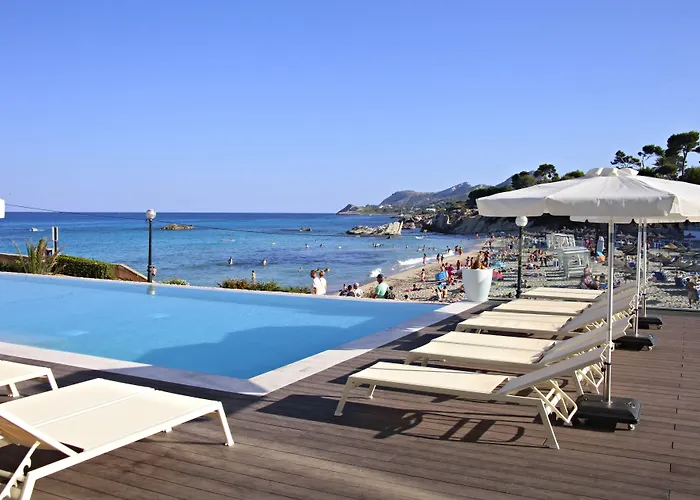 Son Moll Sentits & - Adults Only