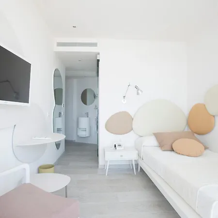 Son Moll Sentits & - Adults Only 4*