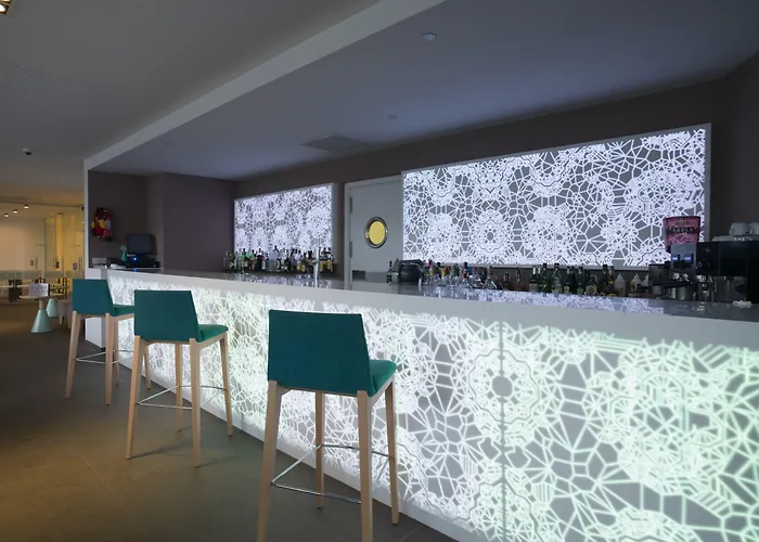 Son Moll Sentits & - Adults Only 4*